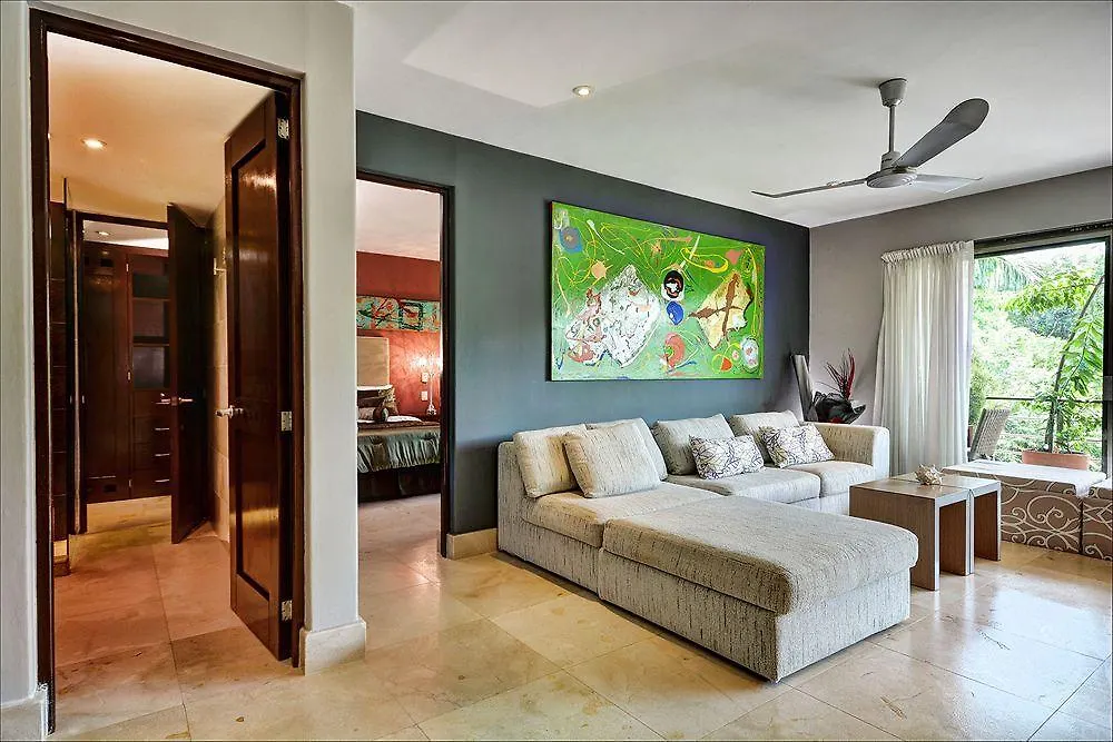 Via 38 Hotel Playa del Carmen
