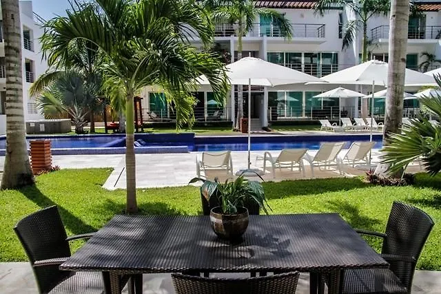 Hotel Via 38 Playa del Carmen 3*,